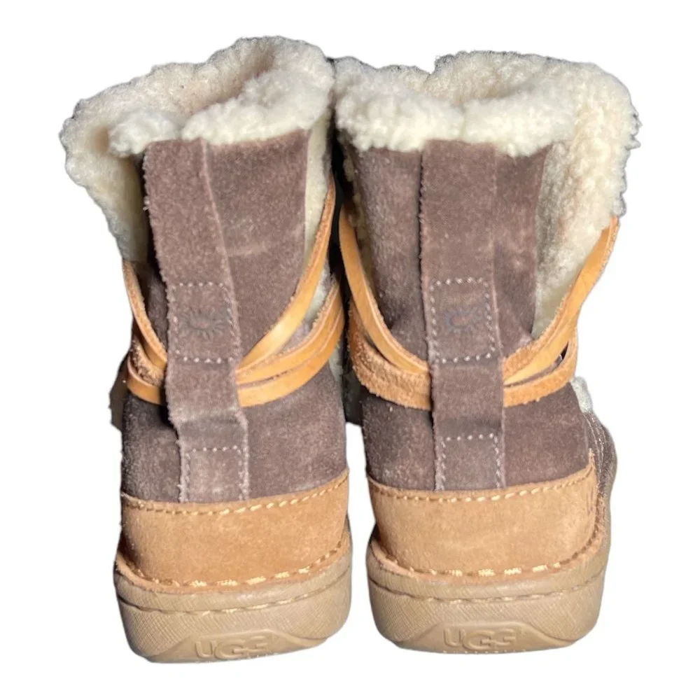 Ugg Cove Boots Brown